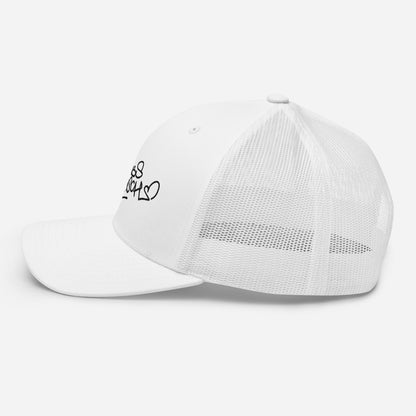 Lässige Trucker-Mütze mit Sonnenvisier, atmungsaktivem Mesh und fester Front – ideal für warme Tage